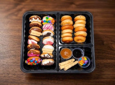 La Fiesta — box de 26 mini donas Delidra